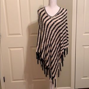 Coleen Lopez Poncho Size Large